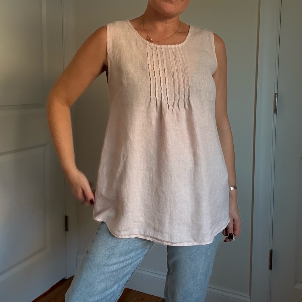 Elegant Sleeveless Blush Linen Sleeveless Top - Picture 3 of 10